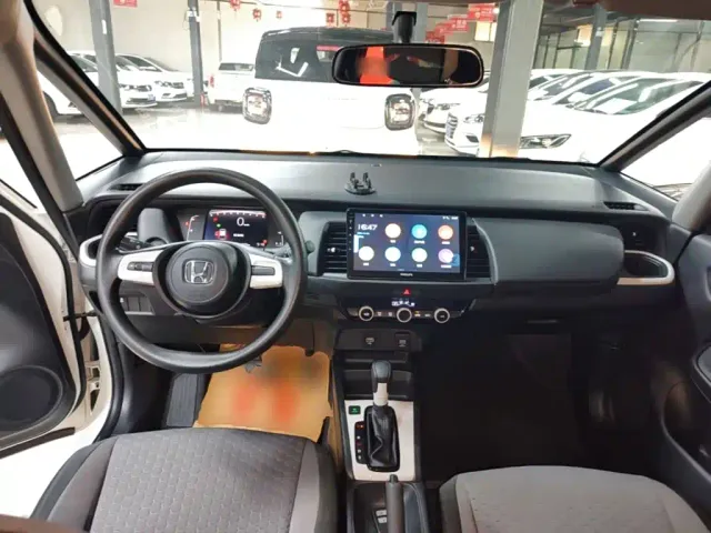 Honda Fit — Фото автомобиля 9