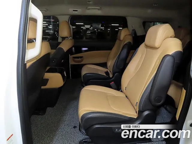 Kia Carnival 4th Gen — Фото автомобиля 7