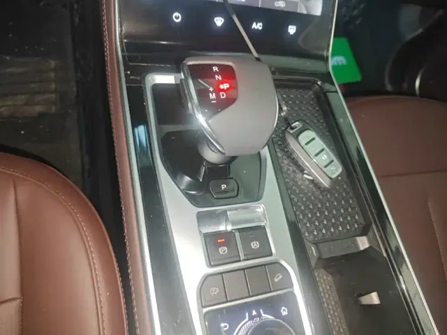 Jetour X90 — Фото автомобиля 13