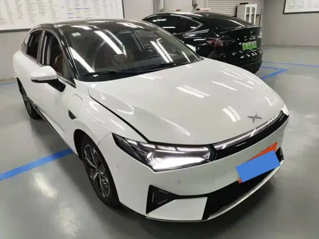 Xpeng P5 — Фото автомобиля 2