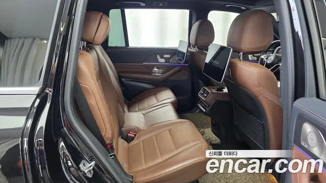 Mercedes-Benz GLS-Class — Фото автомобиля 11