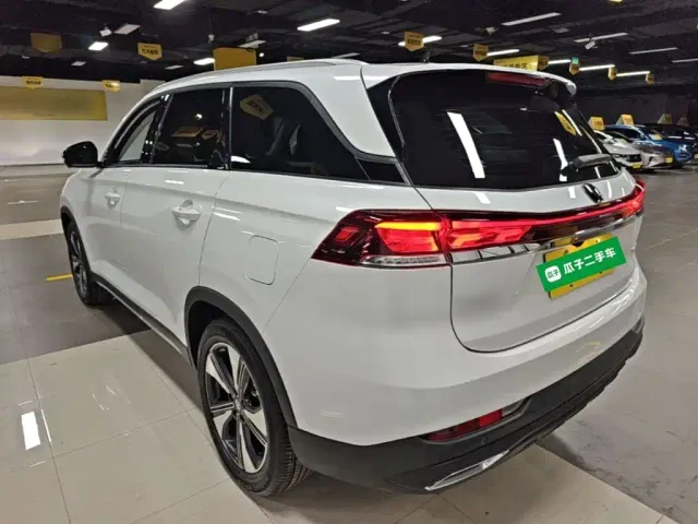 Changan CS75 — Фото автомобиля 4