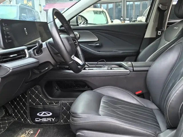 Chery Arrizo 8 — Фото автомобиля 9