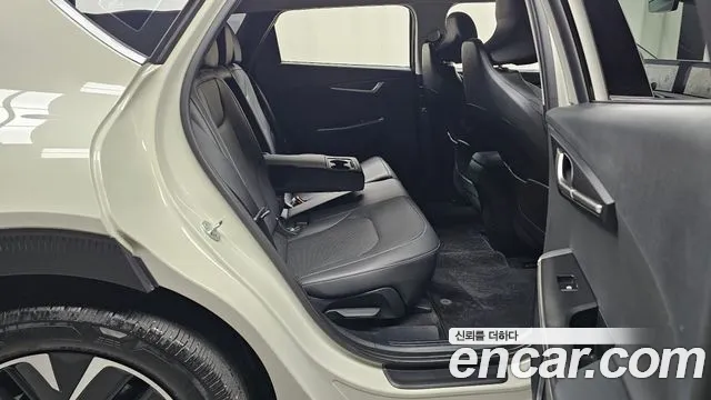 Kia EV6 — Фото автомобиля 11