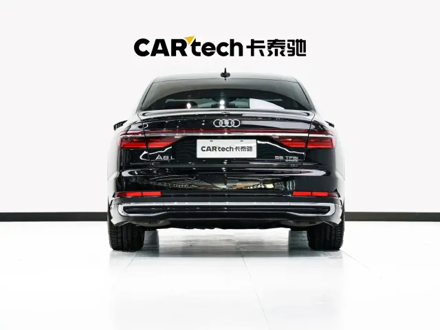 Audi A8 — Фото автомобиля 5