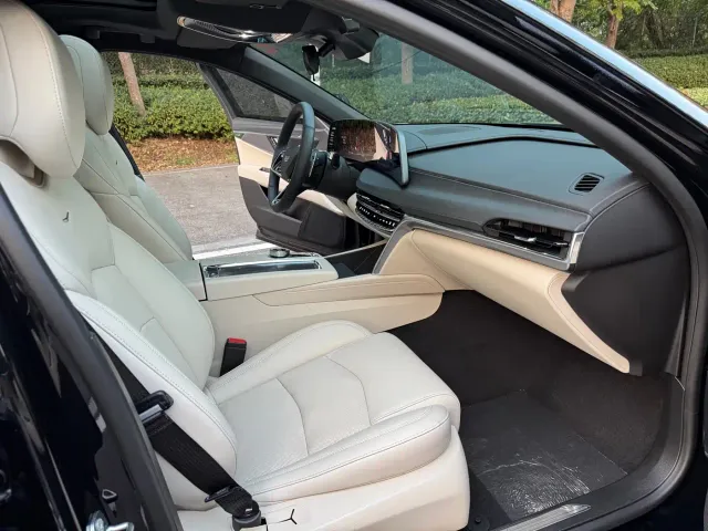 Cadillac CT6 — Фото автомобиля 11