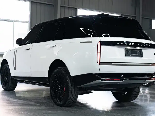 Land Rover Range Rover — Фото автомобиля 7
