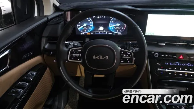 Kia Carnival Generation 4 — Фото автомобиля 12