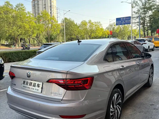 Volkswagen Sagitar — Фото автомобиля 4