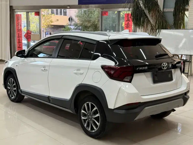 Toyota YARiS L Zhi Xuan — Фото автомобиля 6
