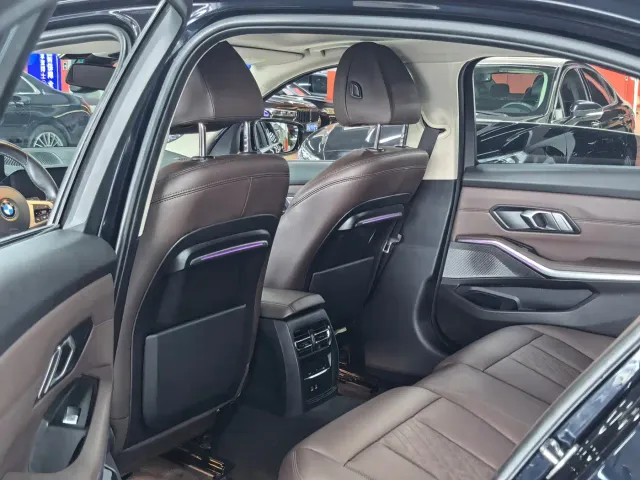 BMW 3 Series — Фото автомобиля 11