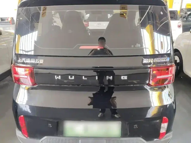 Wuling Hongguang Mini EV — Фото автомобиля 5