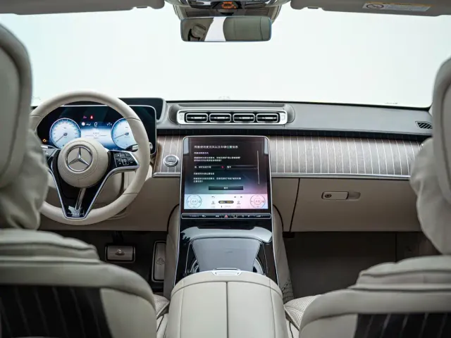 Mercedes-Benz Maybach S-Class — Фото автомобиля 16
