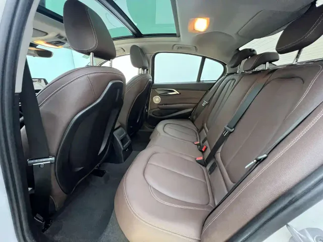 BMW 1 Series — Фото автомобиля 14