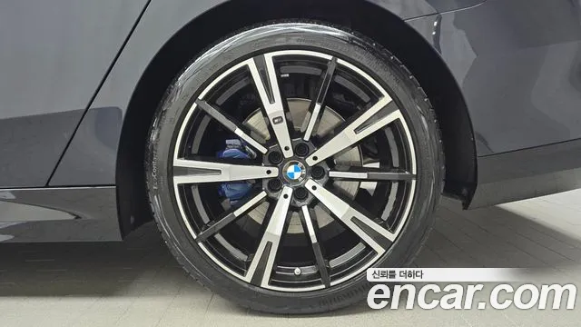 BMW 5-Series 5 серия (G60) 530i xDrive M Sport — Фото автомобиля 20
