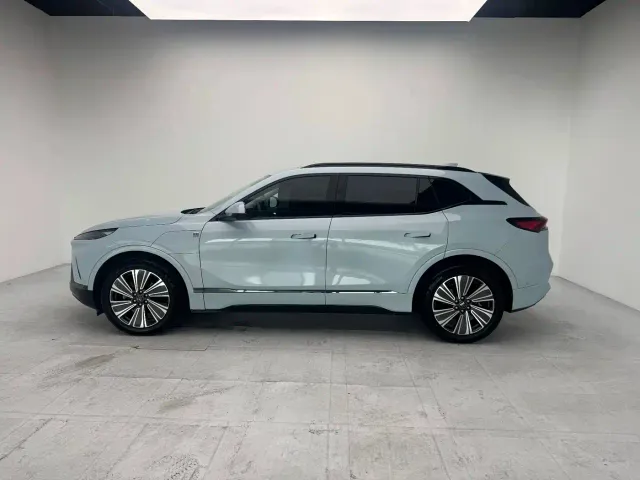 Buick E5 — Фото автомобиля 8