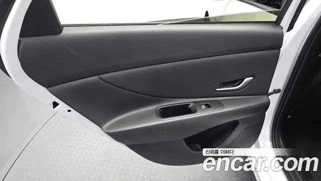 Hyundai Avante CN7 — Фото автомобиля 14
