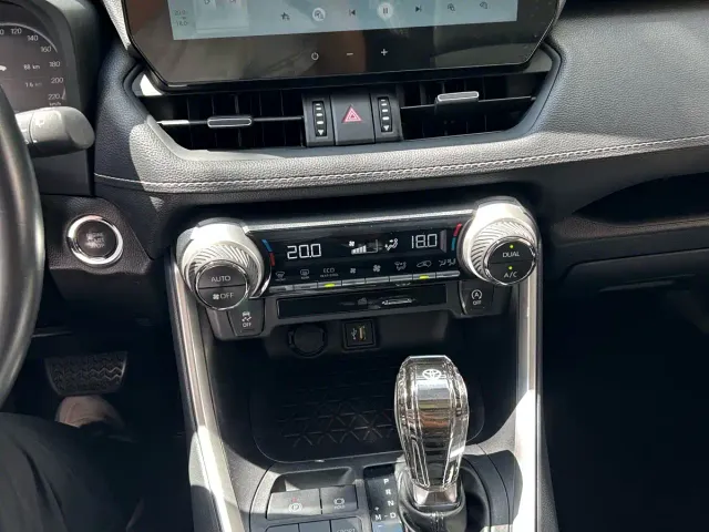 Toyota Wildlander — Фото автомобиля 5
