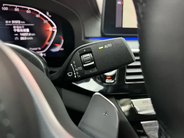 BMW 5 Series — Фото автомобиля 23