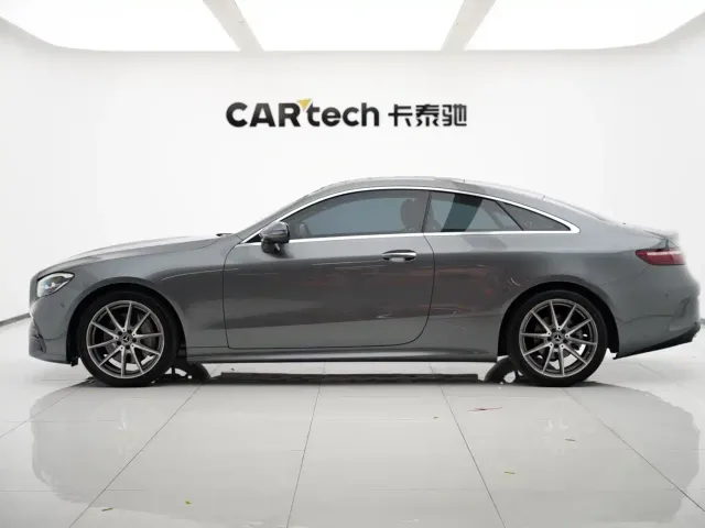 Mercedes-Benz E-Class — Фото автомобиля 16