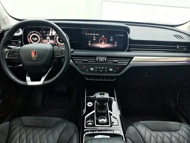 Hongqi HS5 — Фото автомобиля 12