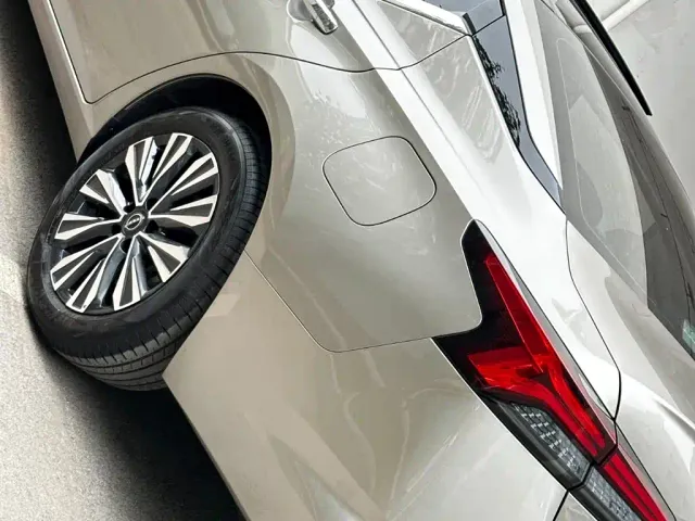 Nissan Teana — Фото автомобиля 24