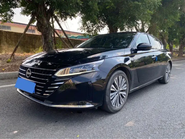 Фотография автомобиля — Nissan Teana