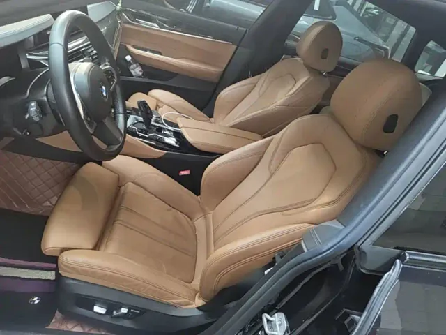 BMW 6 Series Gran Turismo — Фото автомобиля 14
