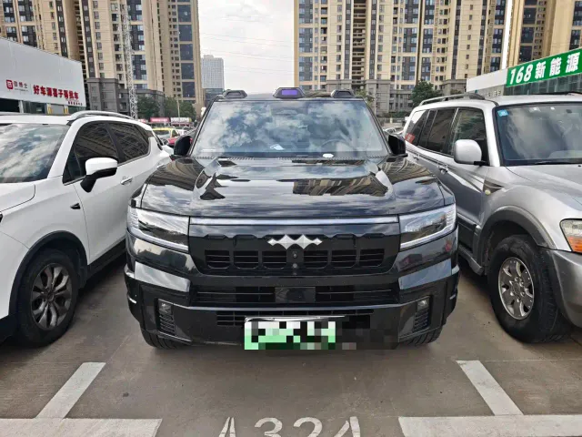 BYD FangChengBao Leopard 8 — Фото автомобиля 2
