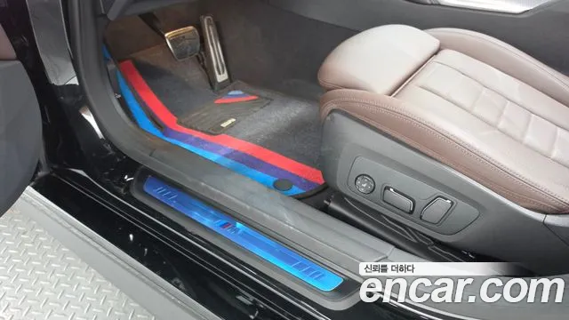 BMW 4 Series G22 — Фото автомобиля 14