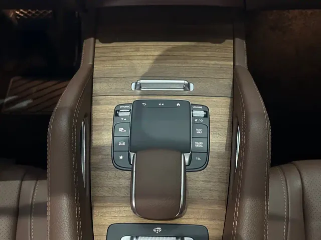 Mercedes-Benz GLE-Class — Фото автомобиля 9