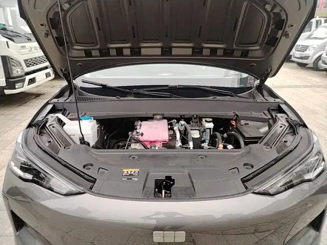 Geely Galaxy E5 — Фото автомобиля 19