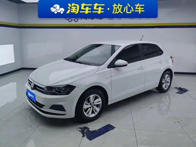 Фотография автомобиля — Volkswagen Polo