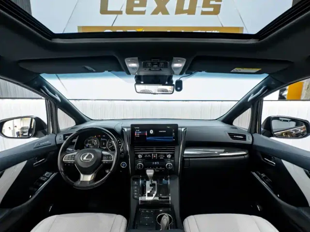 Lexus LM — Фото автомобиля 14