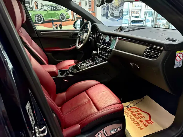 Porsche Macan — Фото автомобиля 20