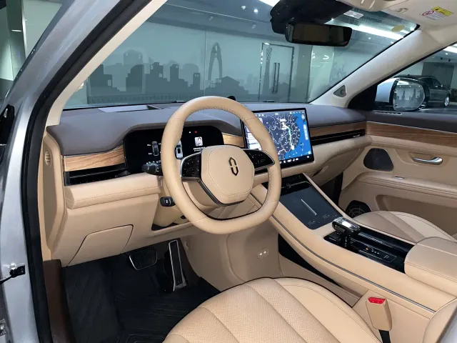Aito M7 — Фото автомобиля 4