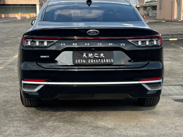 Ford Mondeo — Фото автомобиля 11
