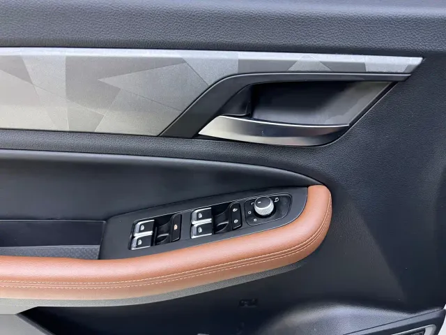 Geely Vision X6 — Фото автомобиля 8