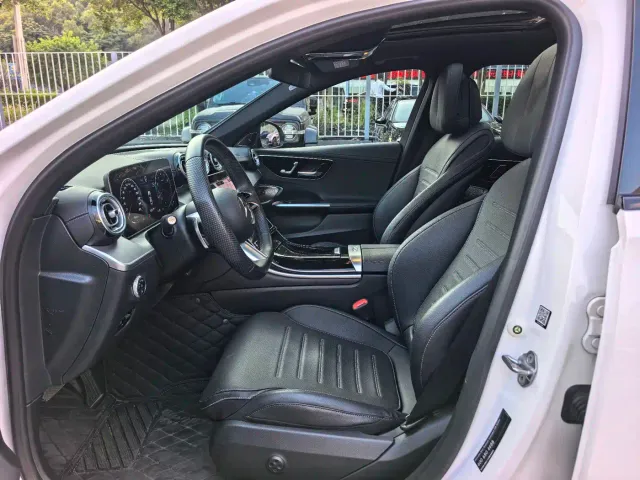 Mercedes-Benz C-Class — Фото автомобиля 7