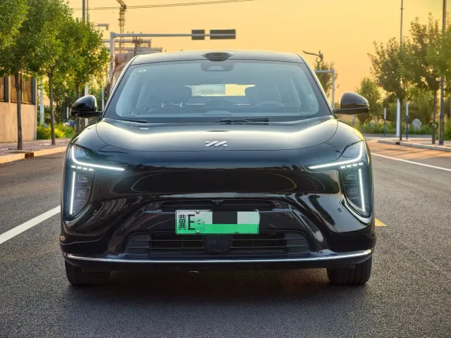 IM Motors LS6 — Фото автомобиля 2