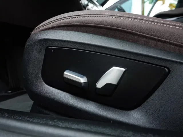 BMW 5 Series — Фото автомобиля 13