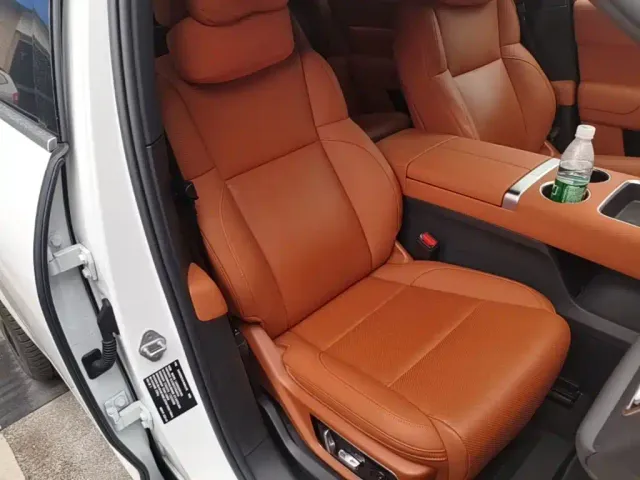 Li Auto L7 — Фото автомобиля 24