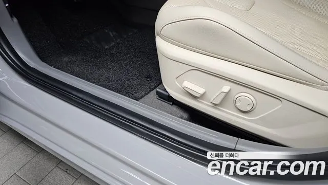 Hyundai AVANTE Avante (CN7) — Фото автомобиля 28