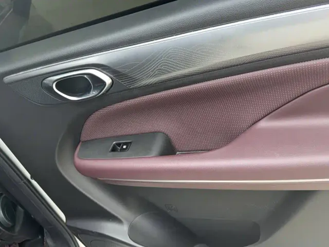 GAC Trumpchi M6 — Фото автомобиля 5