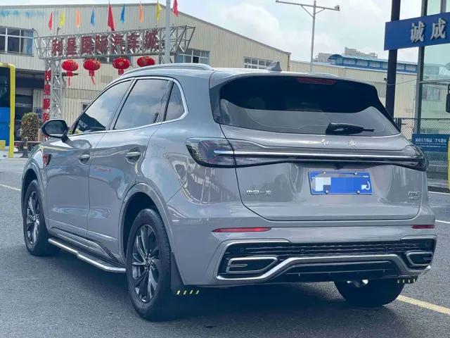 Hongqi HS5 — Фото автомобиля 6