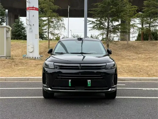 Aito M7 — Фото автомобиля 2