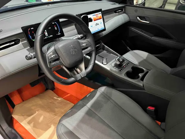BYD Qin PLUS — Фото автомобиля 7