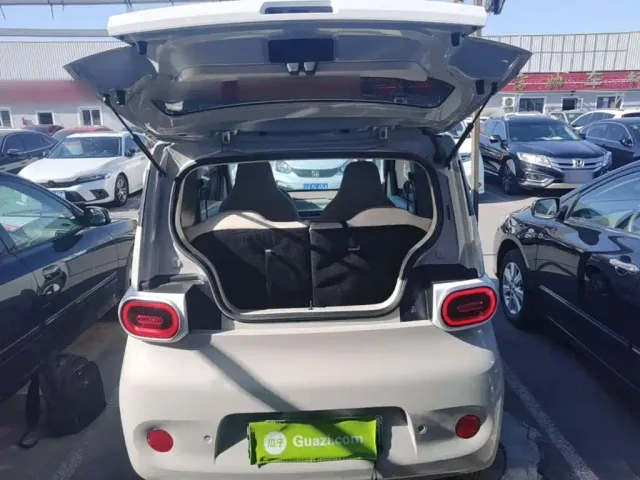 Wuling Hongguang Mini EV — Фото автомобиля 18