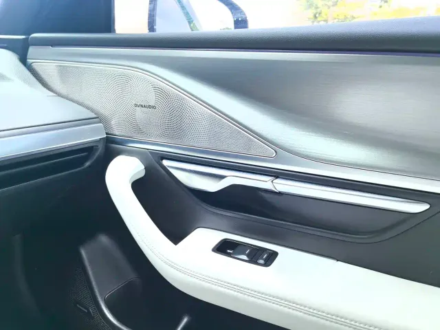Xpeng P7 — Фото автомобиля 16