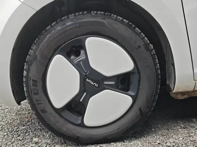Changan Lumin — Фото автомобиля 8